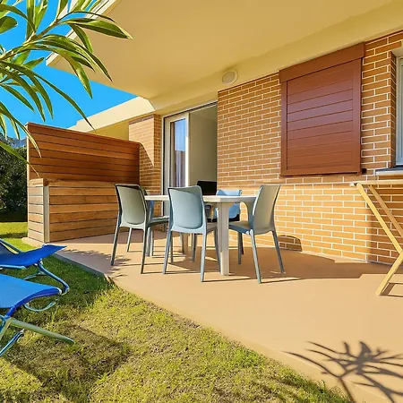 F2 Avec Terrasse, Jardin, Parking Et Acces Piscine A 500m Du Village D'argeles-sur-mer - Fr-1-732-63 Apartment Argeles-sur-Mer